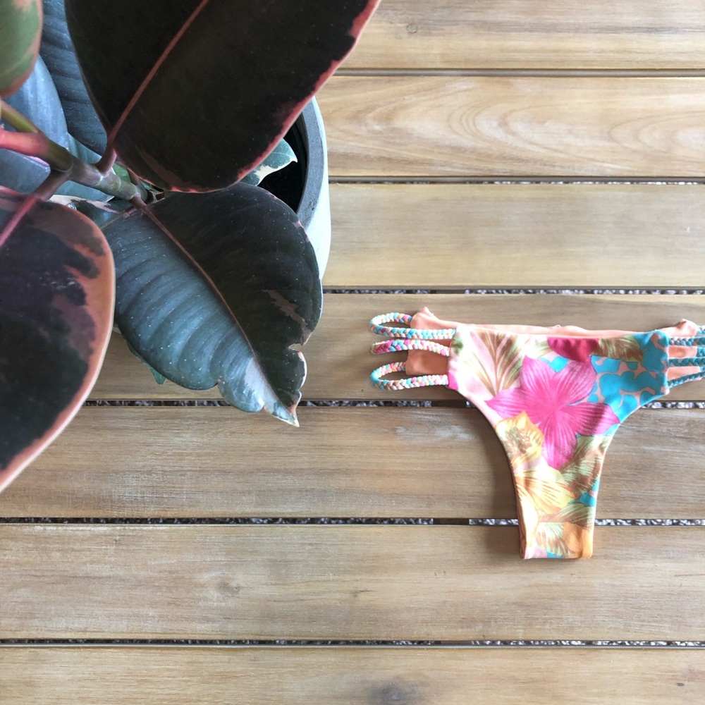 🌿 Neon San Lorenzo Bikini Bottom
